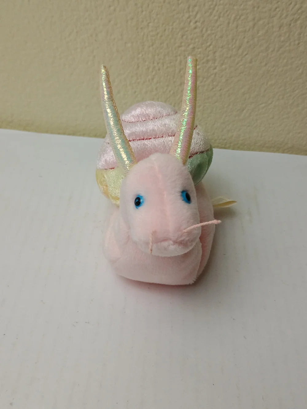 Ty 1999 SwirlyPink Narwhal-Snail Plush with Iridescent Gold Horns and Mint Shell